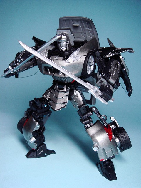 【美品！】トランスフォーマー オルタニティ メガトロン 日産 フェアレディZ ブレードシルバー コラボ 25周年記念 トランスフォーマー オルタニティ A-02 Nissan フェアレディZ